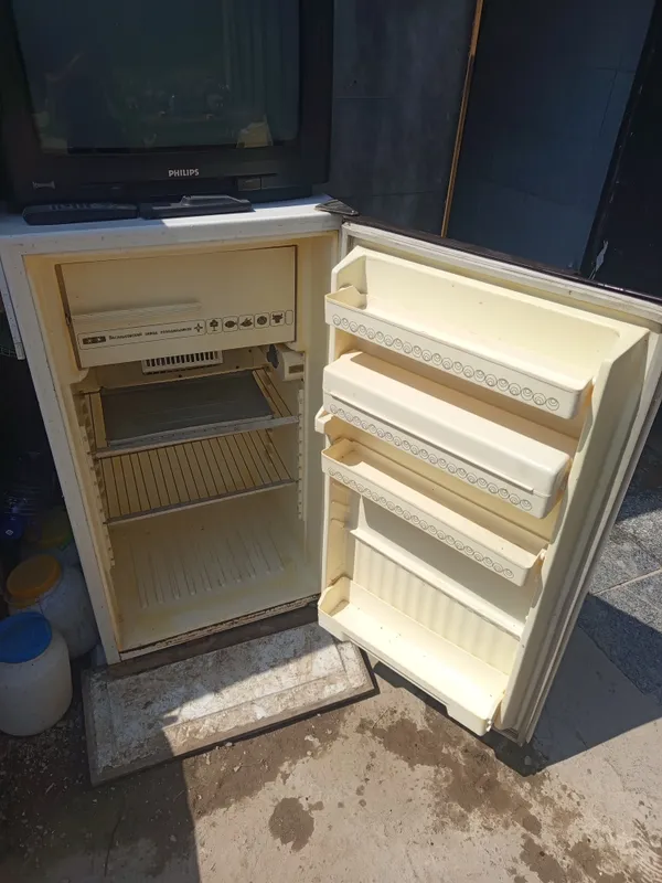 Рабочий Халадильники продам недорого 4
