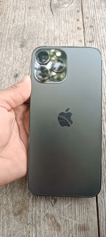 Iphone 13 pro max holadi zoʻr yomkost 86% xotira 128 gb rangi qora — фото 4