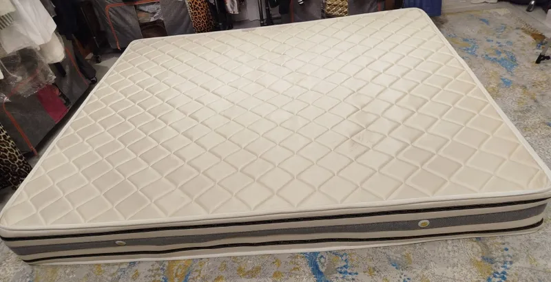 Divan uchun matras, o‘lchami 170–200 2 Divan uchun matras, o‘lchami 170–200 2