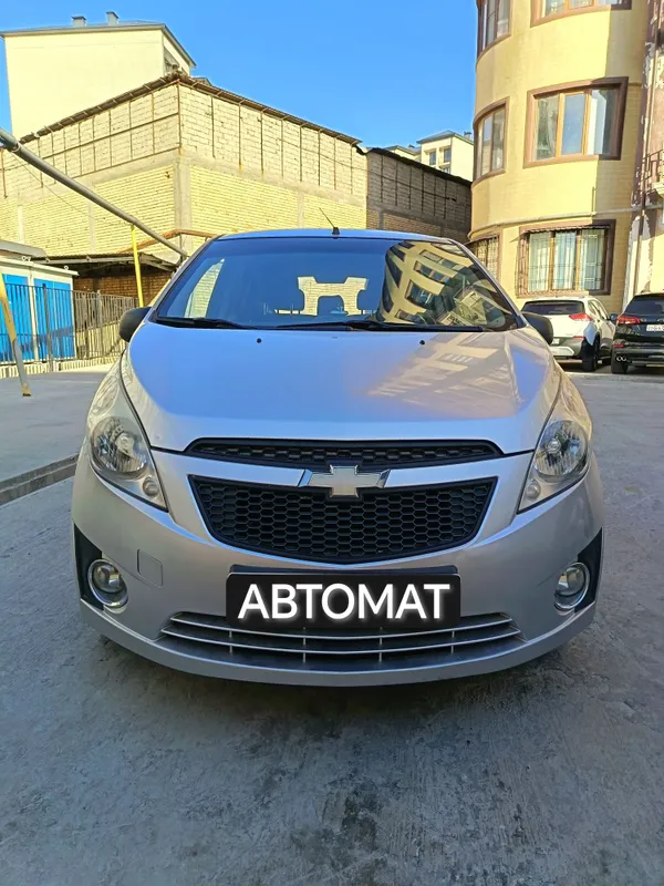 Спарк автомат КАРОБКА 2010