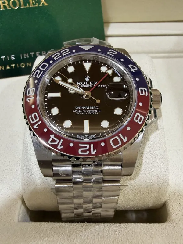 Rolex GMT-MASTER II 40 mm PEPSI 126710BLRO лучшее качество VSF 4 Rolex GMT-MASTER II 40 mm PEPSI 126710BLRO лучшее качество VSF 4