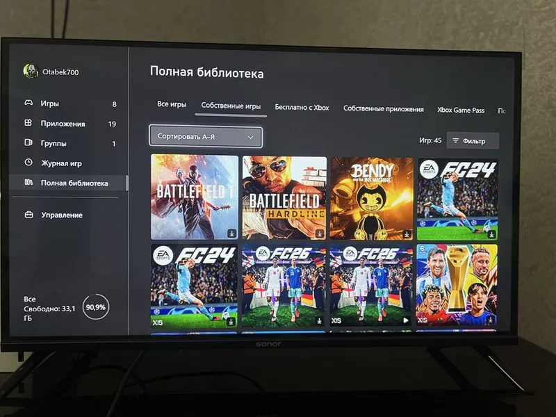 Xbox Series S o‘yinlar va ikkita джойстик bilan 1