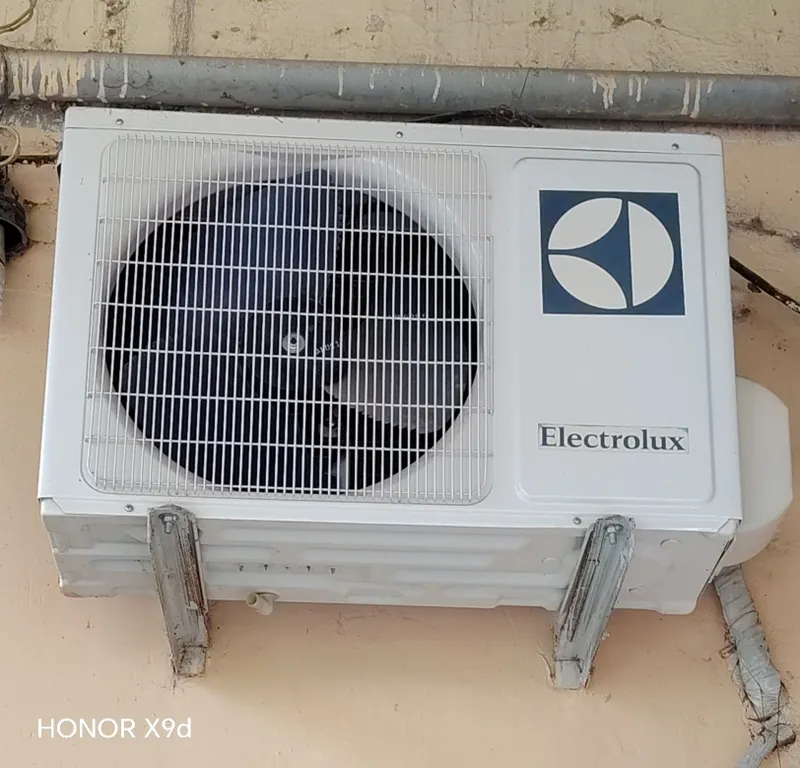 Продаётся кондиционер Elektrolux Air Gate 2 Продаётся кондиционер Elektrolux Air Gate 2