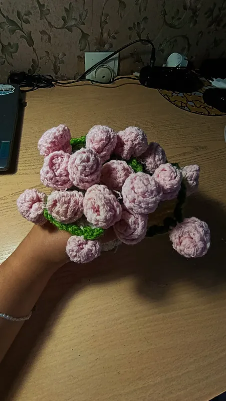 вязанный букет