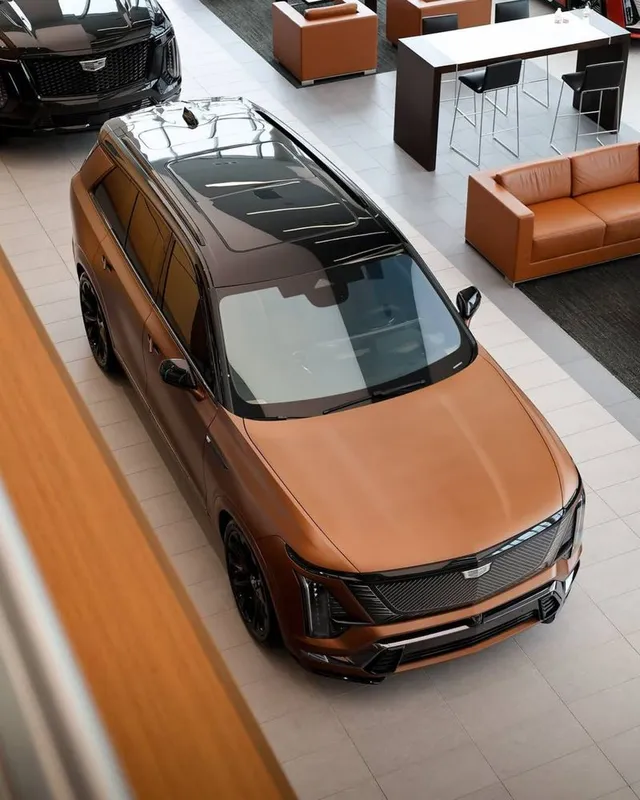 Cadillac Vistiq Platinum EV 2027 4 Cadillac Vistiq Platinum EV 2027 4