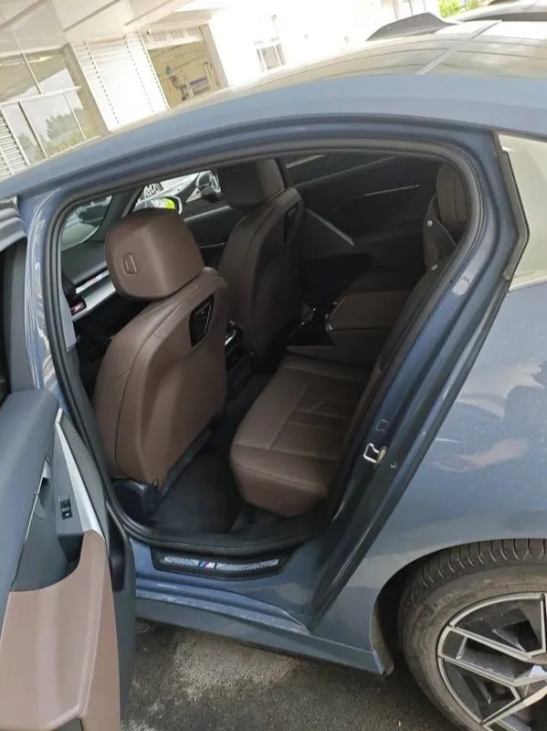 BMW i5 naxt ga va nasiya savdo godovoy 20 % nomizga o’tkaziladi. 5 BMW i5 naxt ga va nasiya savdo godovoy 20 % nomizga o’tkaziladi. 5