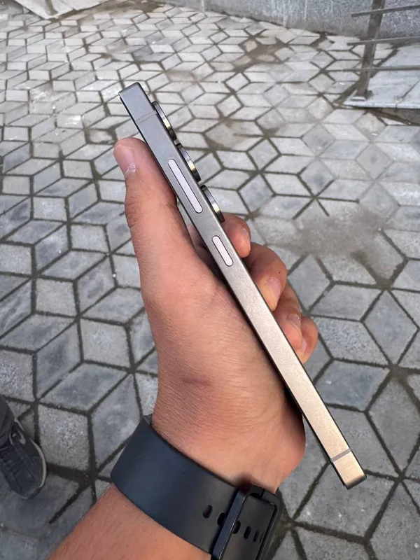 Samsung S25 Ultra 2