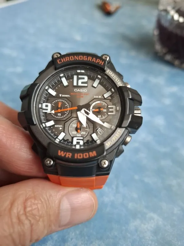 Часы Casio модель MCW- 100H хронограф