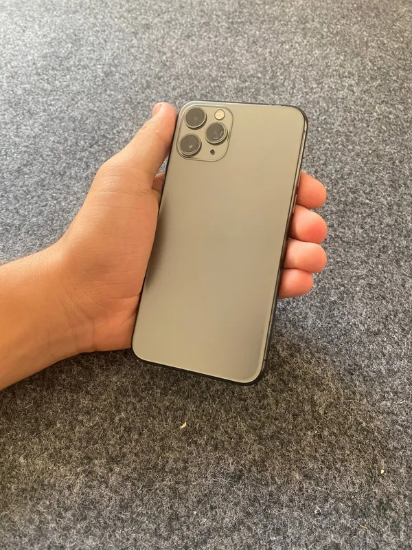 iphone 11 pro holati yaxshi