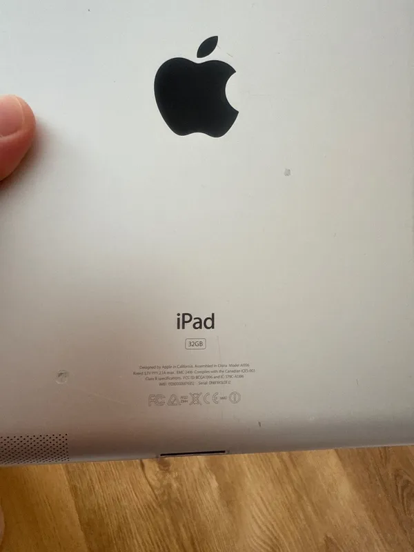 iPad srochna sotiladi 4 iPad srochna sotiladi 4