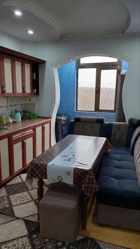 4 xonali kvartira sotiladi, 98 m², 6/9 (g‘ishtli uy) 6