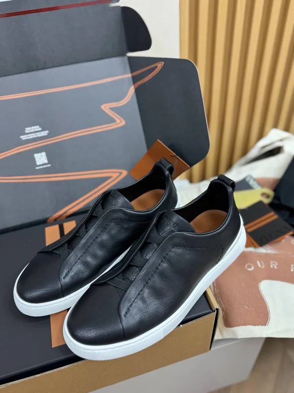 ZEGNA TRIPLE STITCH