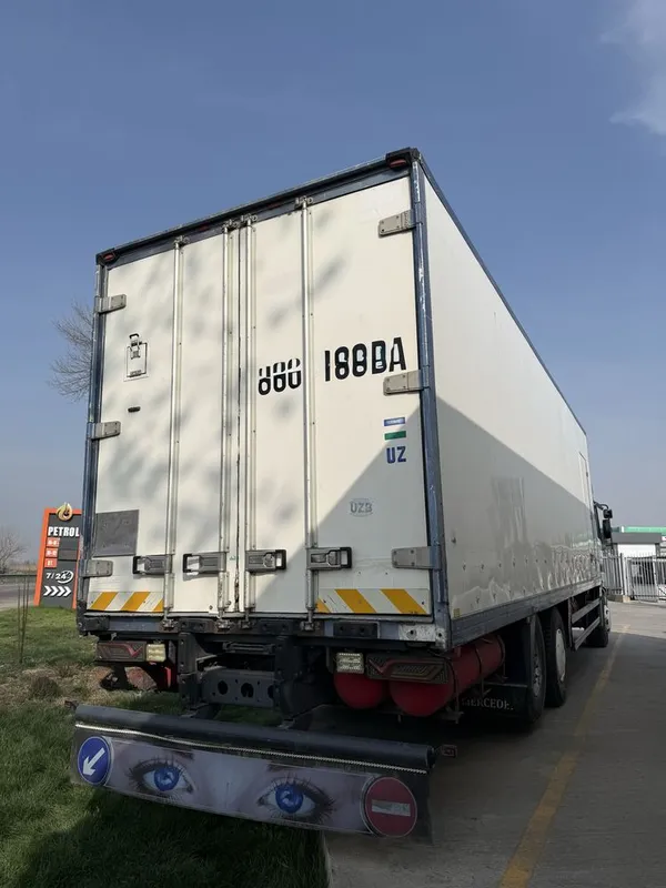 Mercedes Benz Actros 2 Mercedes Benz Actros 2