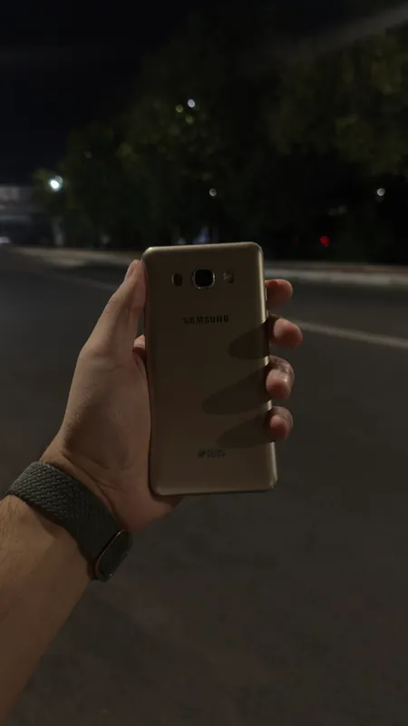 samsung j5 — фото 1
