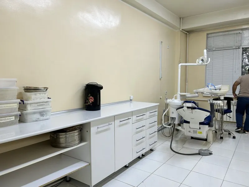 Stomatologiya kabineti mebellari sotiladi 2 Stomatologiya kabineti mebellari sotiladi 2