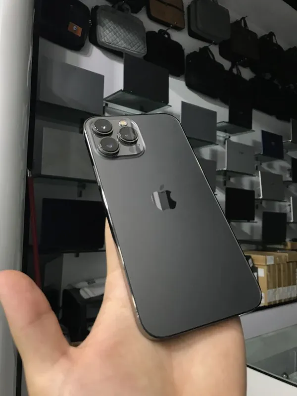 iPhone 13 Pro Max 512GB bypass 1