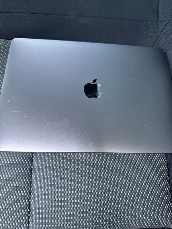 Macbook air 2020 — фото 1