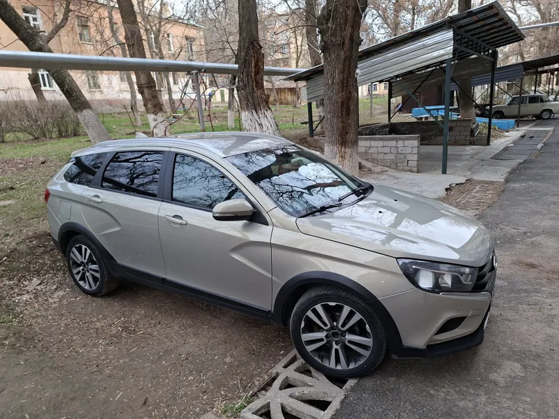 Лада Веста кросс — фото 2