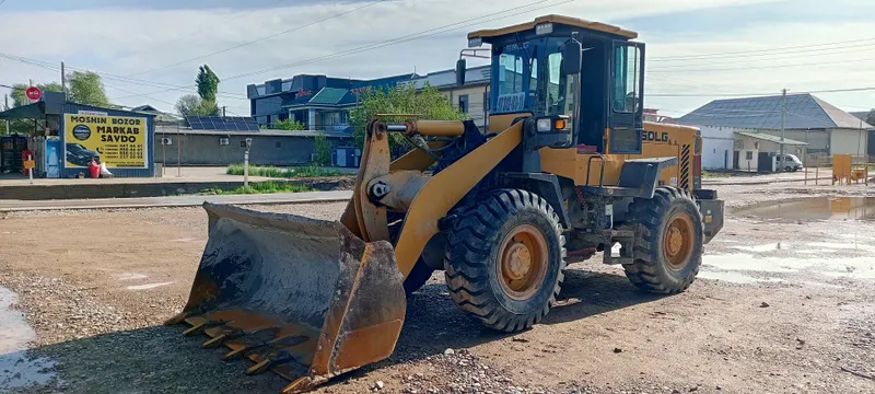 Фронтальный погрузчик Фронтальный погрузчик