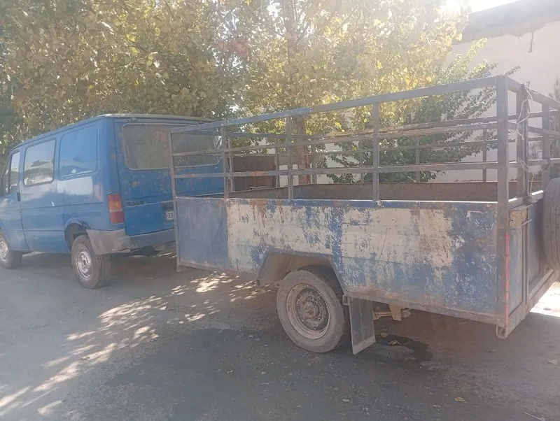Ford tachkasi bn sotiladi mol va qoʻy tashish uchun — фото 5