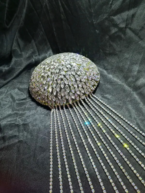 Diadema sotiladi 2 Diadema sotiladi 2