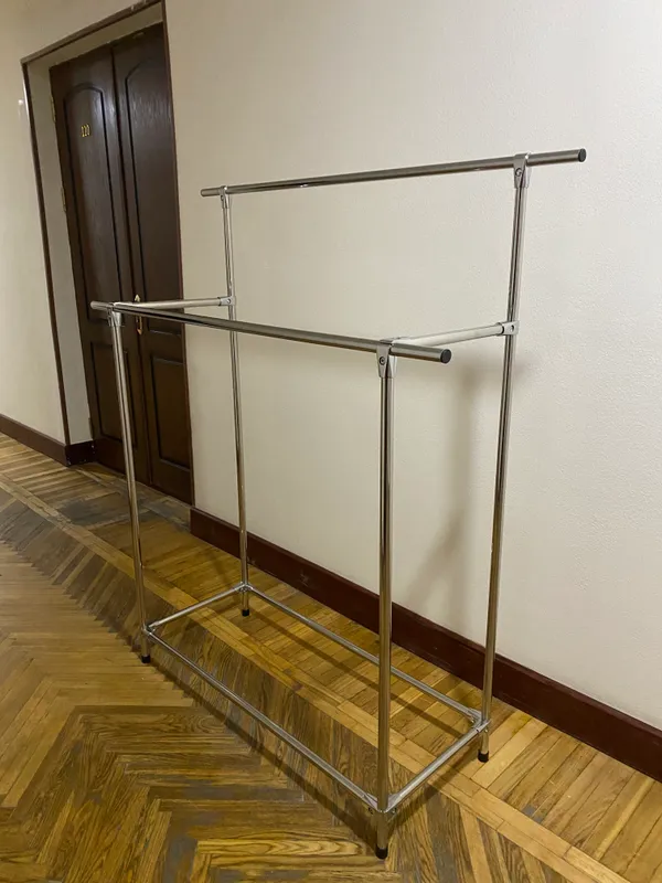 Вешалки напольные . Подъёмность 80кг  Вешилка,