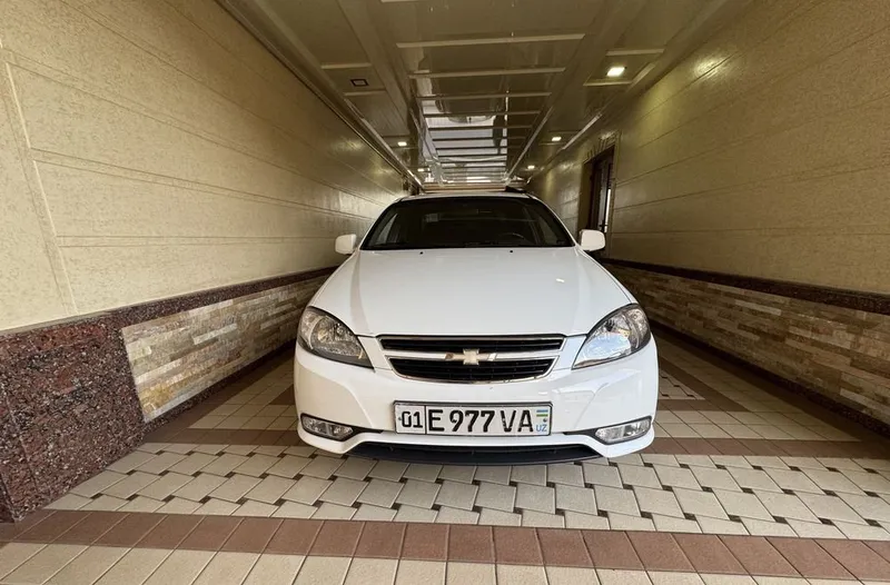 Chevrolet Gentra, 3-я позиция 3 Chevrolet Gentra, 3-я позиция 3