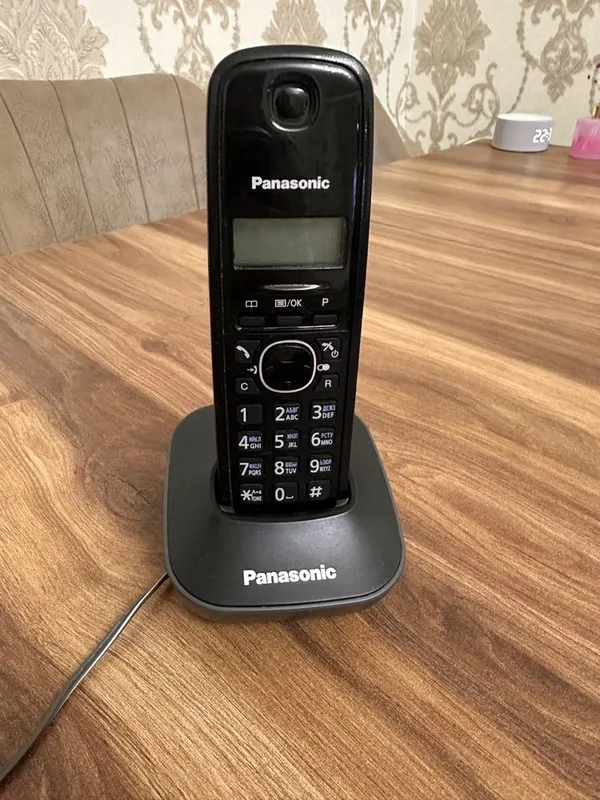 Продается телефон Panasonic стационарный 1 Продается телефон Panasonic стационарный 1