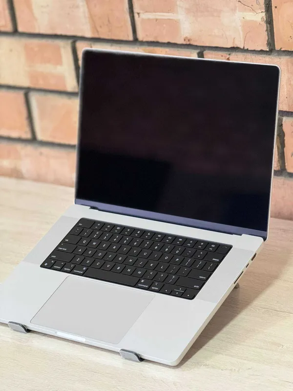 Macbook pro M4 pro (16inch) Silver