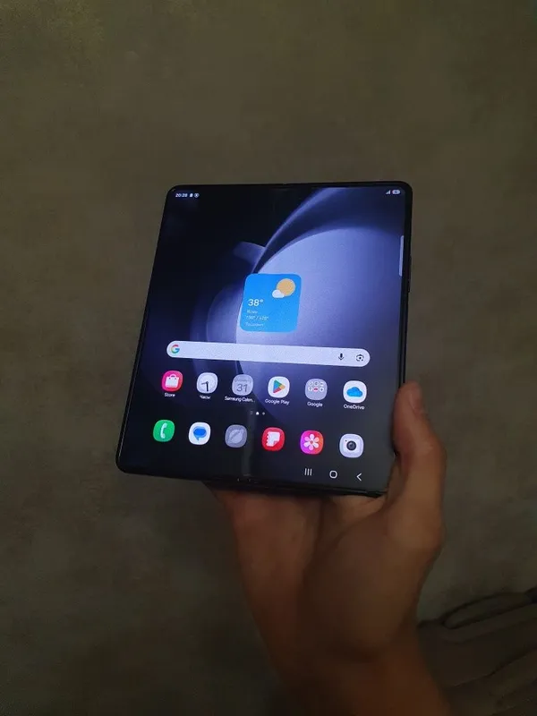 Samsung Galaxy Z Fold 5 12/256gb 2 Samsung Galaxy Z Fold 5 12/256gb 2