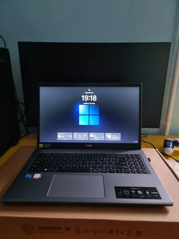 Acer Aspire 5 DDR5 512gb/8gb