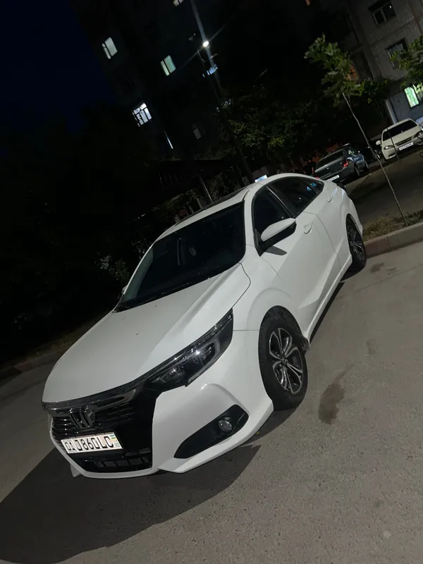Продается машина Honda Crider — фото 1