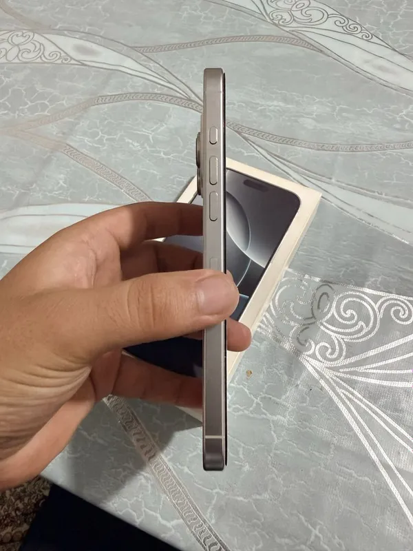 Iphone 16 pro max oq — фото 2