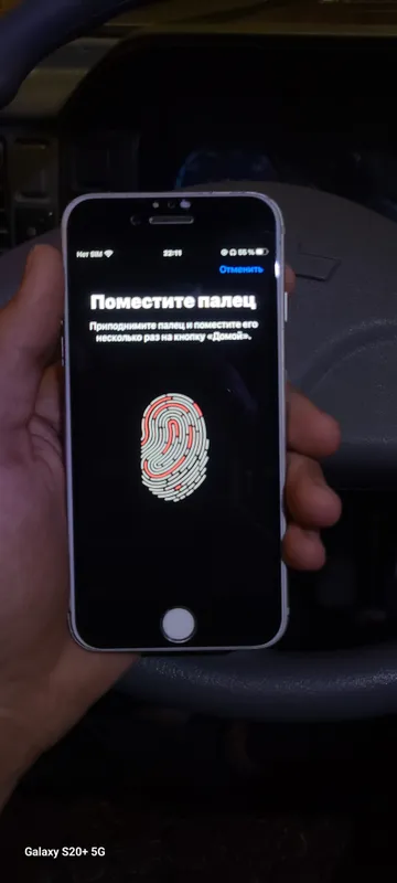iphone8 8/10 цвет белый, на суннат отдаю 4 iphone8 8/10 цвет белый, на суннат отдаю 4