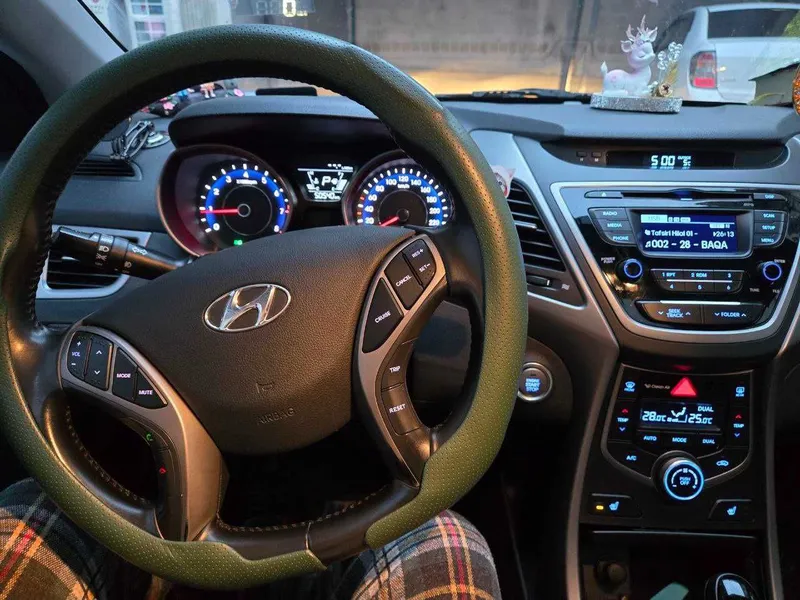 Hyundai Elantra 2014 yil — фото 3