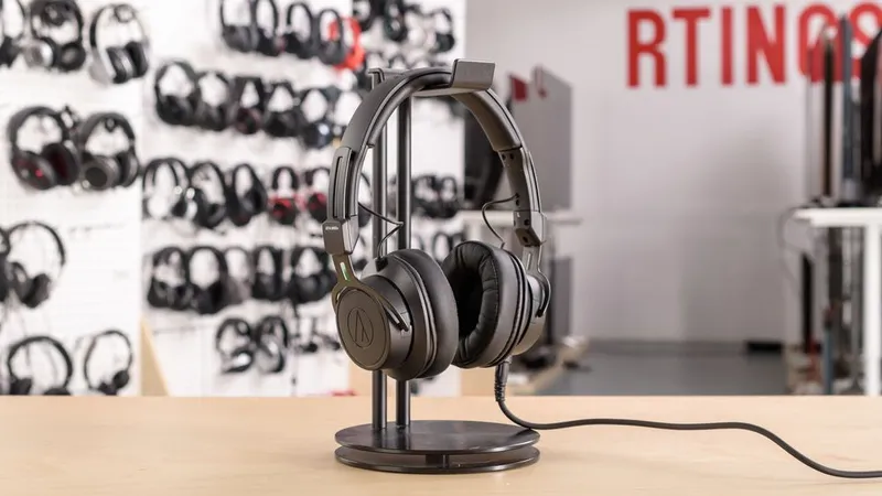 Наушники Audio - Technica M60X — фото 2