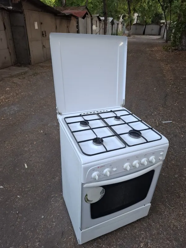 Gaz plita sotiladi 2