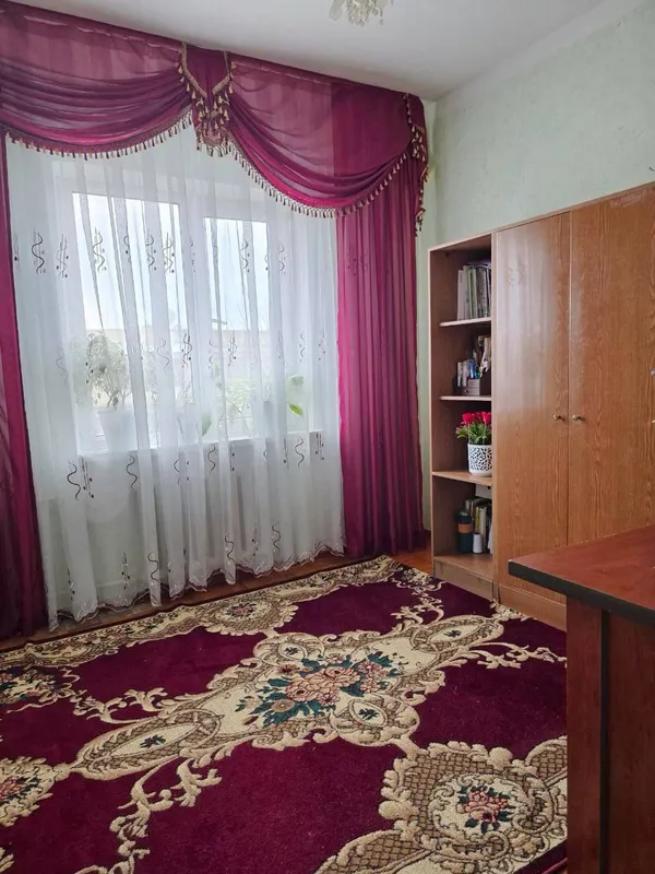 SERGELI 3 xonali uy Срочно — фото 2