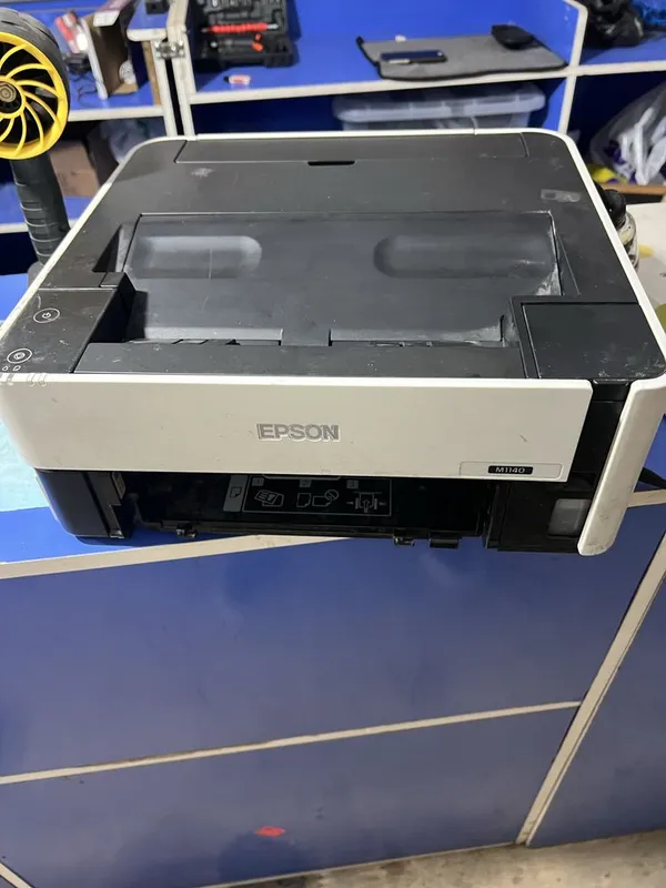 Продам принтер Epson M11400 в хорошем состоянии! Дюз 100%