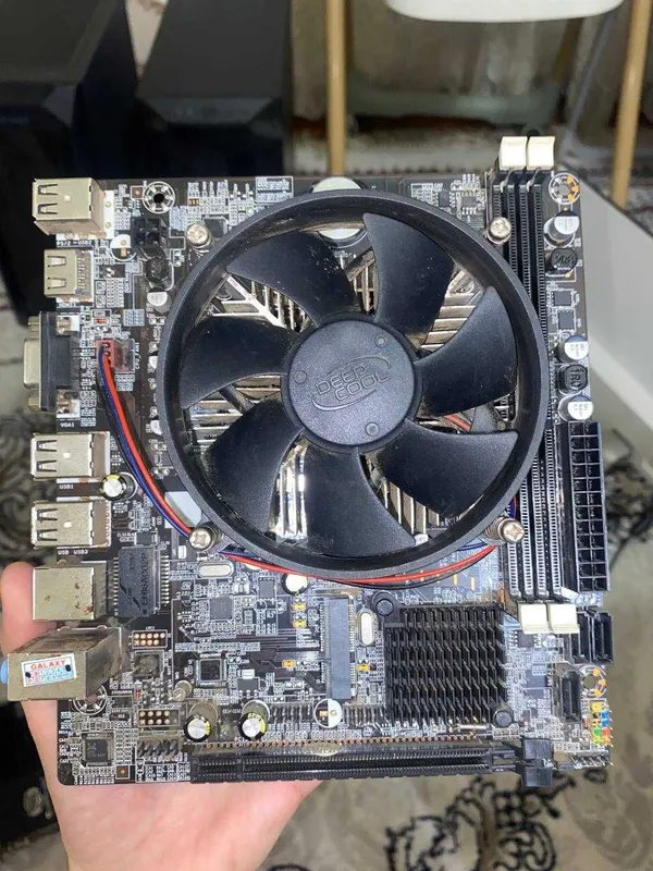 i3 2120+4gb+120gb+radeon 5450+ huntkey350w 2