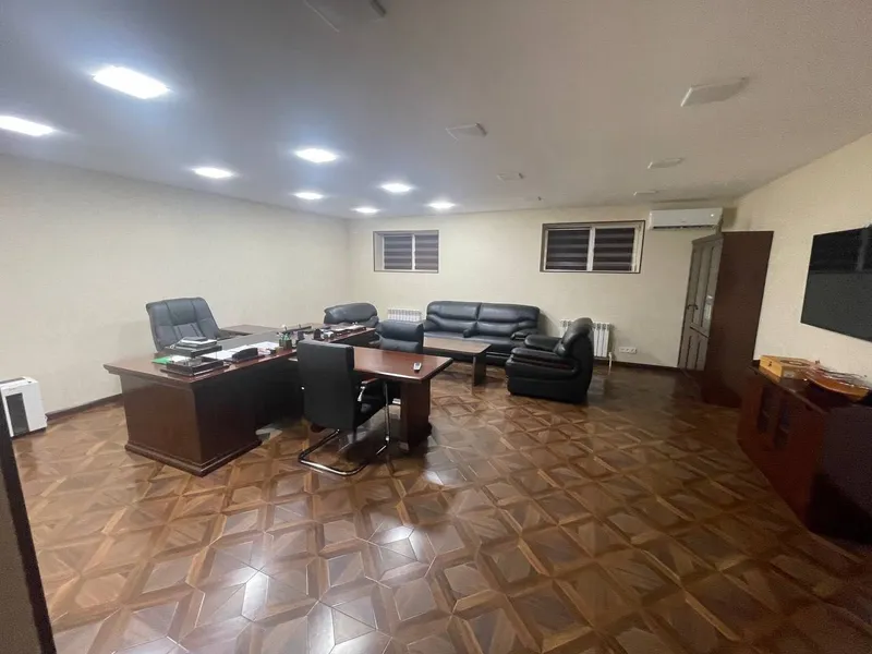 Продается Коммерческое Помещение 256 м2 Канадская школа, Первушка 4