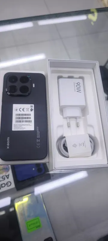 Xiaomi 15T pro 12/256 titan black 3 Xiaomi 15T pro 12/256 titan black 3