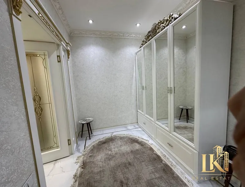 4-комнатная квартира в ЖК Jangox, 215 м², 2/8 этаж — фото 4