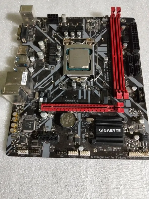 Gigabayte B365 Va i5 9400F Planka 1 Gigabayte B365 Va i5 9400F Planka 1