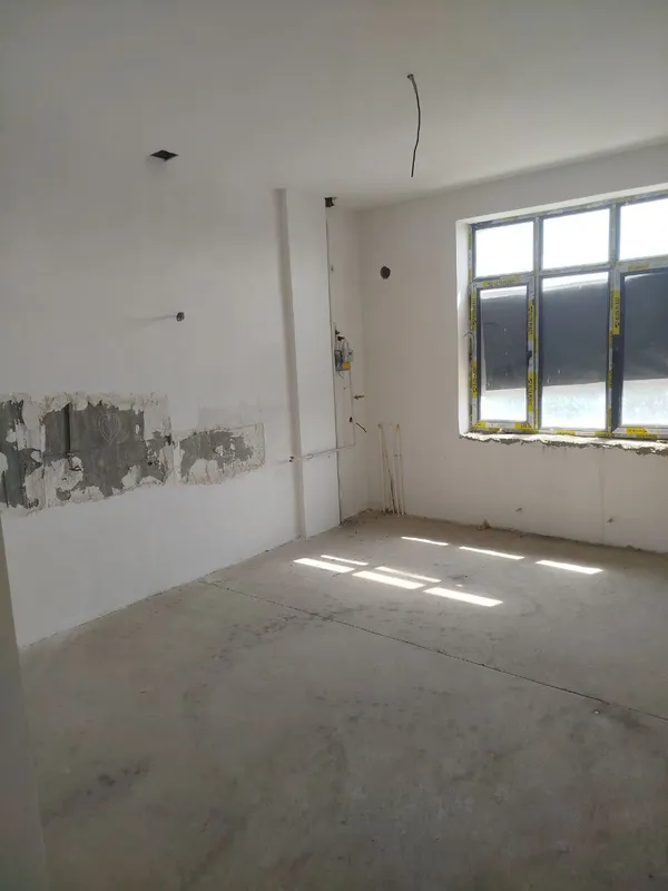3 xonali kvartira (korobka) sotiladi, mo‘ljal: Buz Bazar 3
