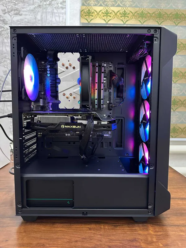 Игровой компьютер: i5-12400F | RTX 2070 8GB | DDR4 16GB | 512GB NVMe 2 Игровой компьютер: i5-12400F | RTX 2070 8GB | DDR4 16GB | 512GB NVMe 2