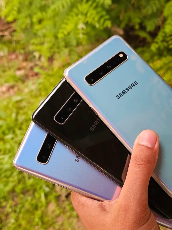 Samsung Galaxy S10 Plus 5G — фото 1