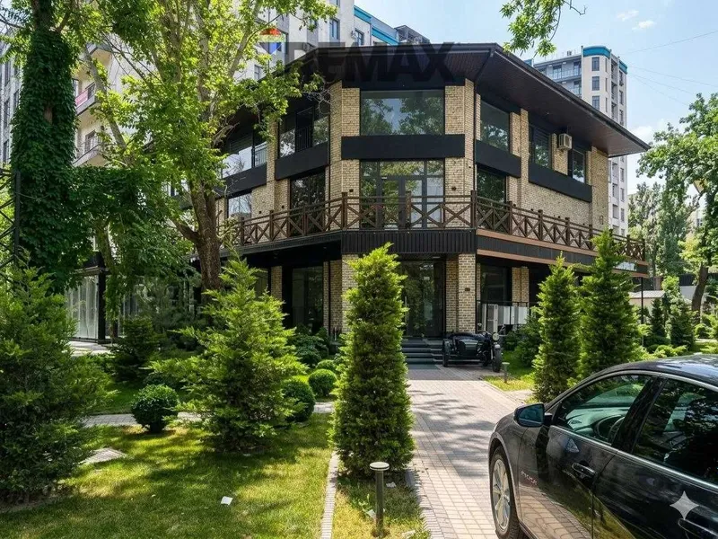 Сдаётся помещение под офис ресторан Яккасарайский район — фото 1