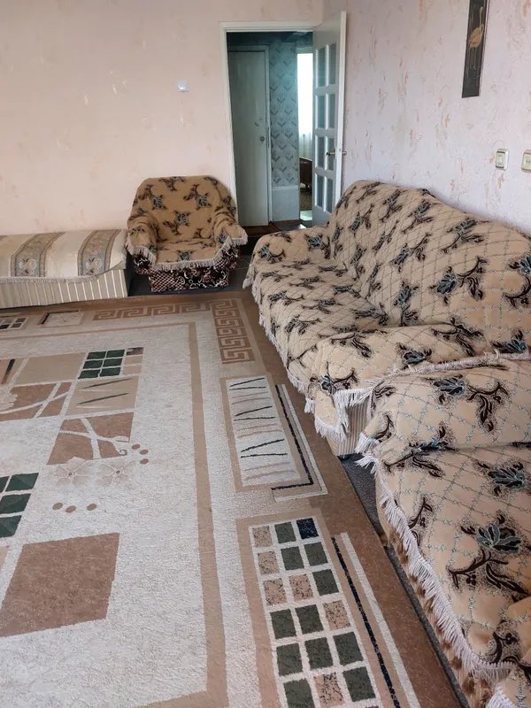 Сдаю квартиру 9/4/2,Мираб.р-н,ГУВД.550$ в месяц. 1