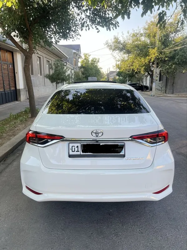Toyota carolla 2024 год 2 Toyota carolla 2024 год 2